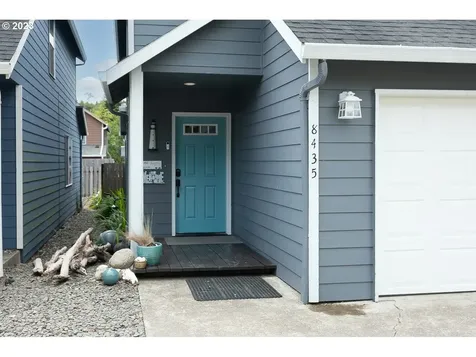 8435 S Hollyhock Street Rockaway Beach OR 97136