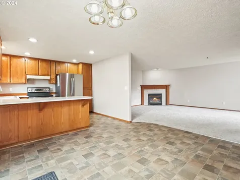 7423 Se Ogden Street Portland OR 97206