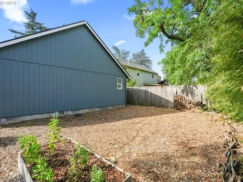 7423 Se Ogden Street Portland OR 97206