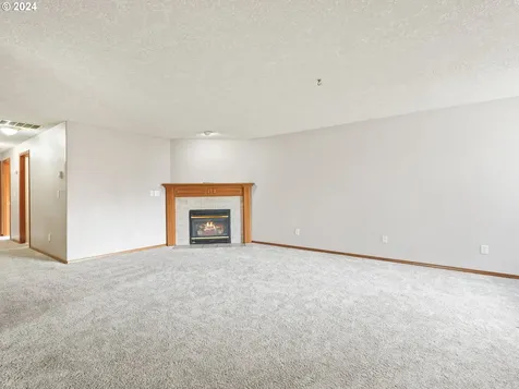 7423 Se Ogden Street Portland OR 97206