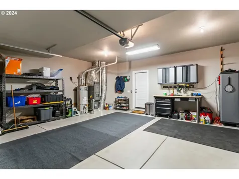 2454 Royalann Lane Eugene OR 97405