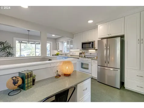7304 Sw 29th Avenue Portland OR 97219