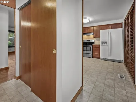 14192 SW Barclay Court Beaverton OR 97005