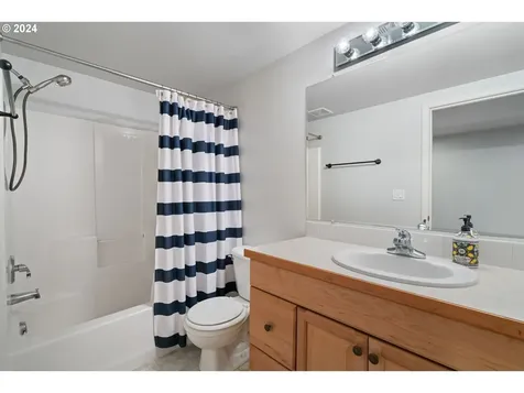 2805 NE 96th Way Vancouver WA 98665
