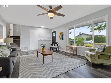 14422 Ne Shaver Street Portland OR 97230