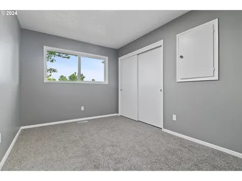 14422 Ne Shaver Street Portland OR 97230