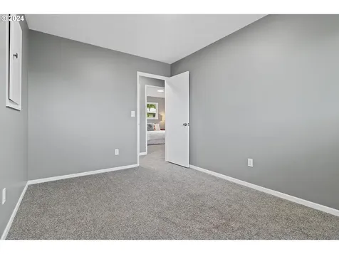 14422 Ne Shaver Street Portland OR 97230