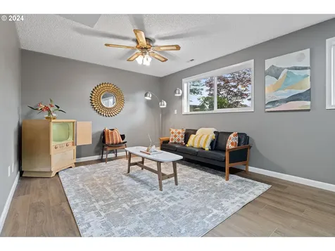 14422 Ne Shaver Street Portland OR 97230