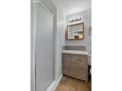 14422 Ne Shaver Street Portland OR 97230