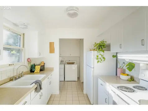 2807 Ne 108th Avenue Portland OR 97220