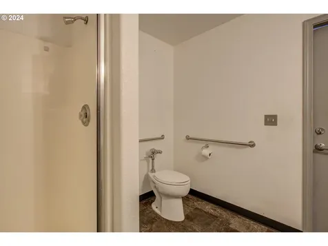 1775 Green Siding Road Roseburg OR 97471
