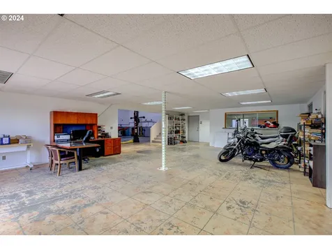 1775 Green Siding Road Roseburg OR 97471