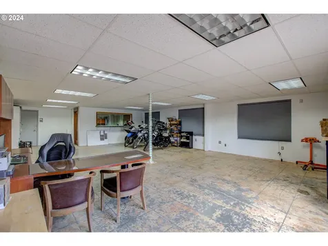 1775 Green Siding Road Roseburg OR 97471