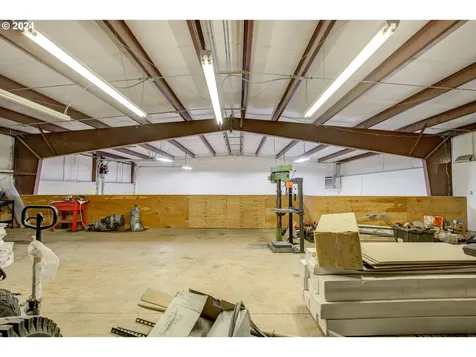 1775 Green Siding Road Roseburg OR 97471