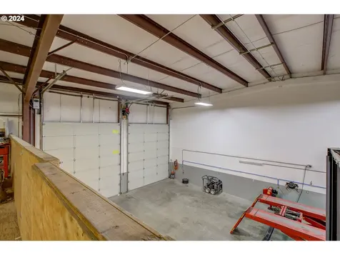 1775 Green Siding Road Roseburg OR 97471