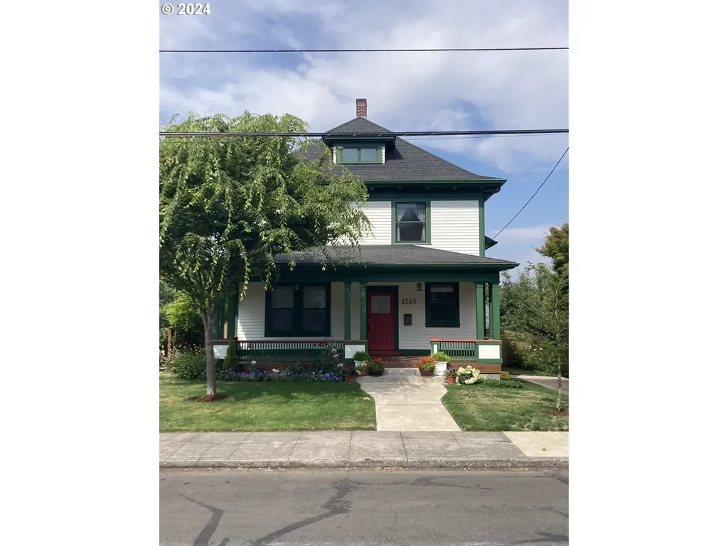 1725 Se 57th Avenue Portland OR 97215
