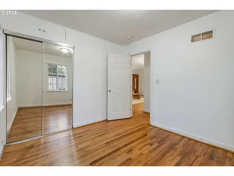 3145 SE 81st Avenue Portland OR 97206
