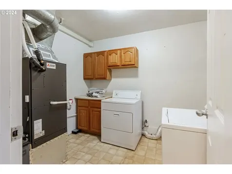 3145 SE 81st Avenue Portland OR 97206