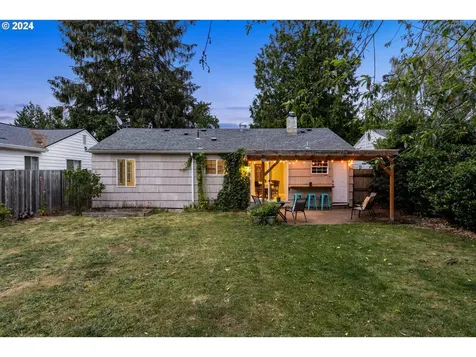 3145 SE 81st Avenue Portland OR 97206