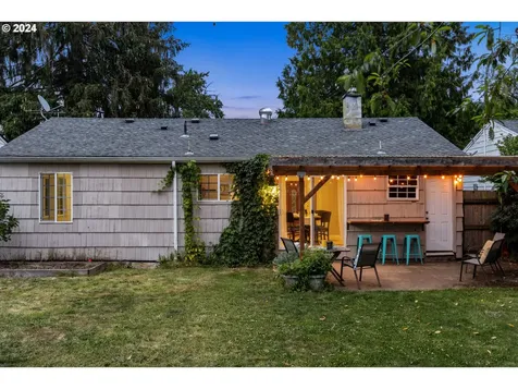 3145 SE 81st Avenue Portland OR 97206