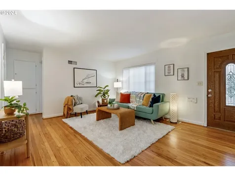 3145 SE 81st Avenue Portland OR 97206