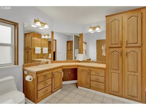 100 SW 195th Avenue Beaverton OR 97006