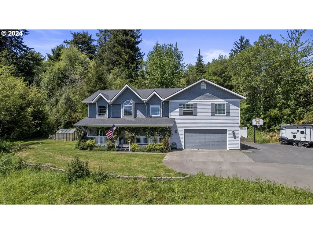 1384 Montana Avenue Coos Bay OR 97420