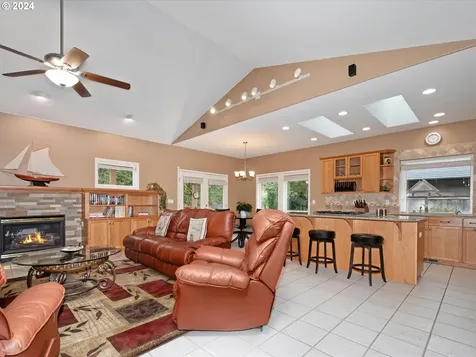14912 NE 15th Street Vancouver WA 98684