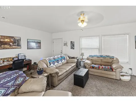5109 Hyline Road Ontario OR 97914