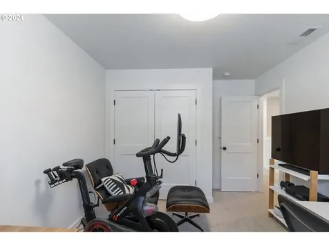 7180 Se 50th Avenue Portland OR 97206