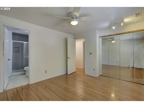 4621 Ne 49th Avenue Vancouver WA 98661