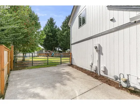 1316 Nw 5th Court Battle Ground WA 98604
