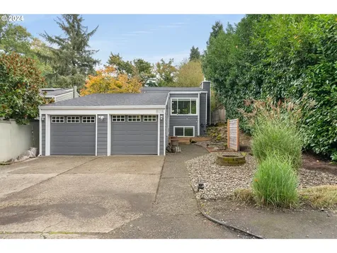 8116 SW 14th Avenue Portland OR 97219