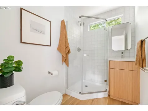 8116 SW 14th Avenue Portland OR 97219