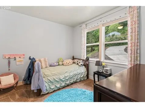 9348 N Fork Siuslaw Road Florence OR 97439