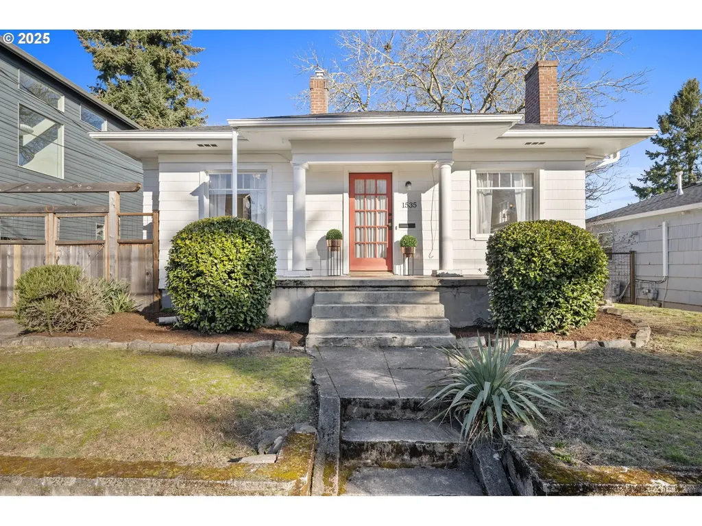 1535 NE Rosa Parks Way Portland OR 97211
