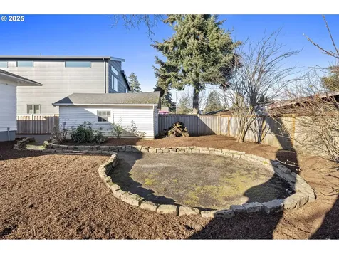 1535 NE Rosa Parks Way Portland OR 97211