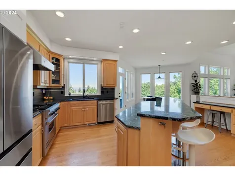 18600 NW Skyline Boulevard Portland OR 97231
