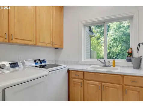 18600 NW Skyline Boulevard Portland OR 97231