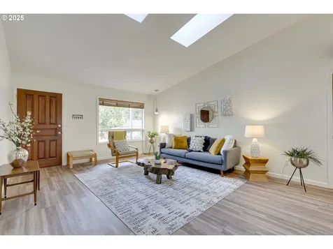 706 Barclay Hills Drive Oregon City OR 97045