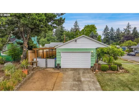 8925 Ne Schuyler Street Portland OR 97220