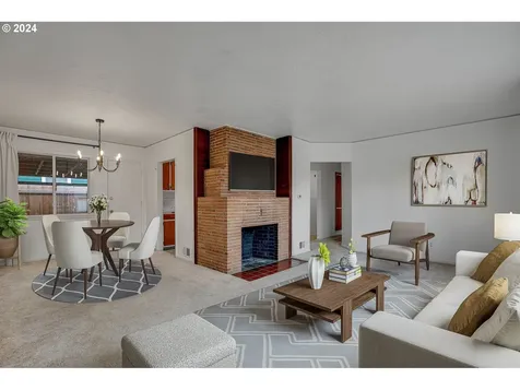 8925 Ne Schuyler Street Portland OR 97220