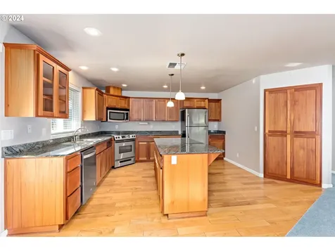 2014 Sw Otis Lane Grants Pass OR 97527