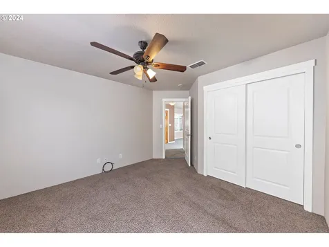 2014 Sw Otis Lane Grants Pass OR 97527