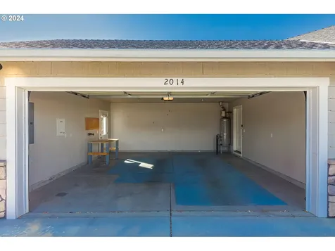 2014 Sw Otis Lane Grants Pass OR 97527