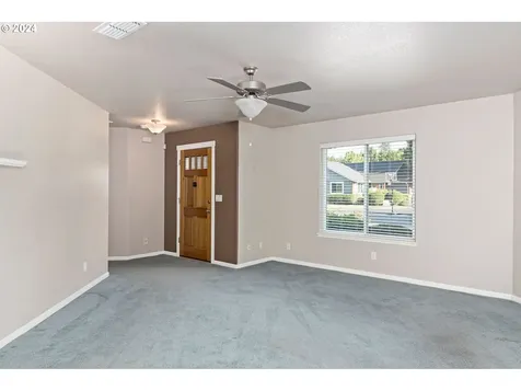2014 Sw Otis Lane Grants Pass OR 97527