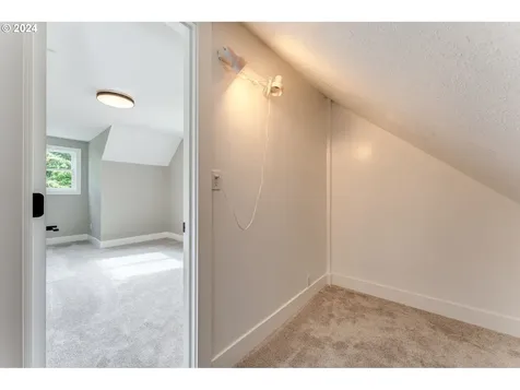 13148 Se Duke Street Portland OR 97236