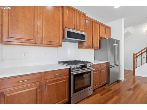 9057 Sw Soprano Lane Portland OR 97225