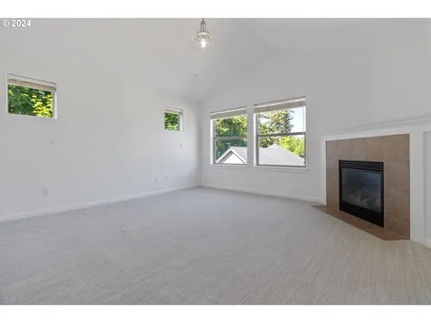 9057 Sw Soprano Lane Portland OR 97225
