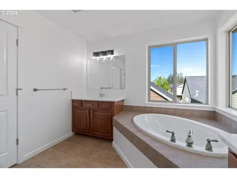 9057 Sw Soprano Lane Portland OR 97225